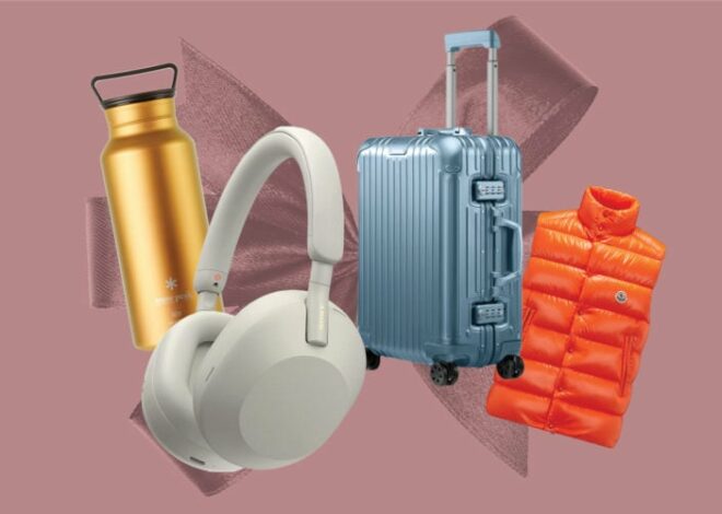 10 Travel-Inspired Holiday Gifts for the Jetsetter on Your List